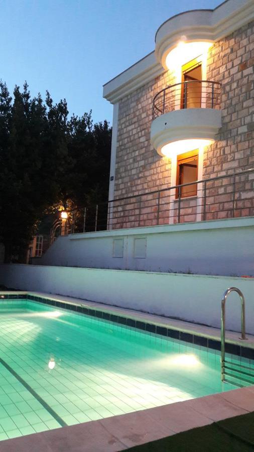 Villa Antic With Private Pool In Budva Buitenkant foto